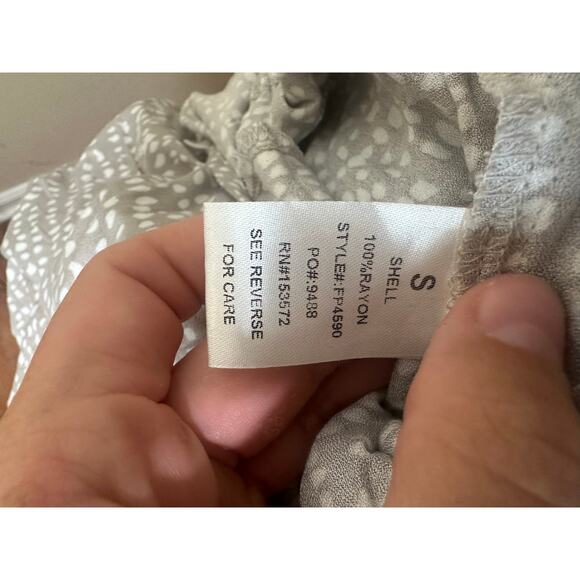 Bohme NWT Sz S Pebble Print Surplice Jumpsuit Gray White Womens - Picture 6 of 7